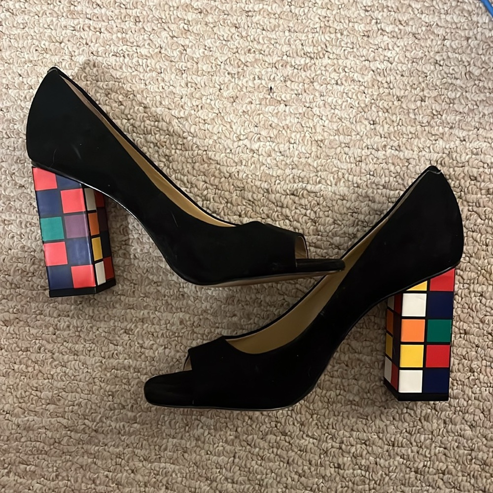 Katy Perry Rubik’s cube heels